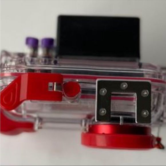 Olympus PT-033 waterproof underwater camera case for Olympus Stylus 720 SW - Picture 4 of 9